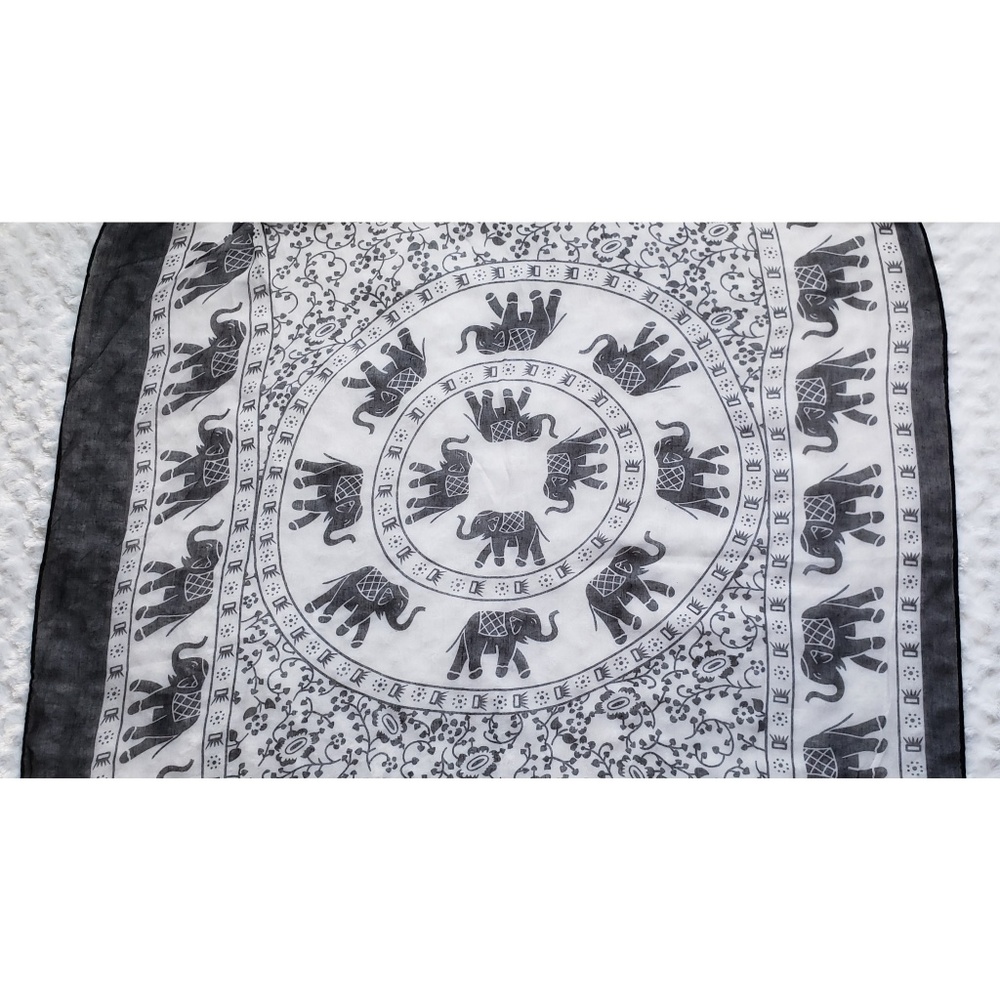 Light weight Elephant scarf - Picture 2 of 3